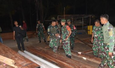 Dansatgas Tinjau Progres Pembangunan TMMD di Kampung Keakwa Pasca Pembukaan Resmi